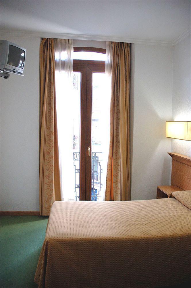 Madrisol Hotel Kültér fotó